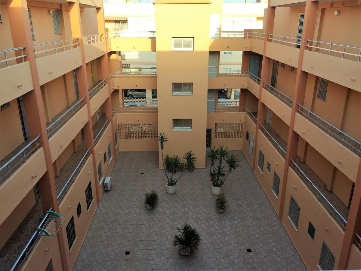 Beachfront And Bright Apartment Mareny Barraquetas Esterno foto