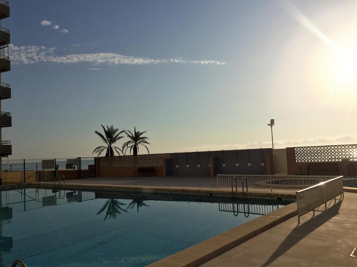 Beachfront And Bright Apartment Mareny Barraquetas Esterno foto